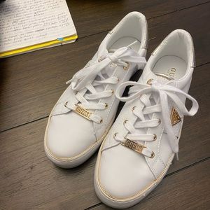 Guess white‎ sneakers size 8 1/2